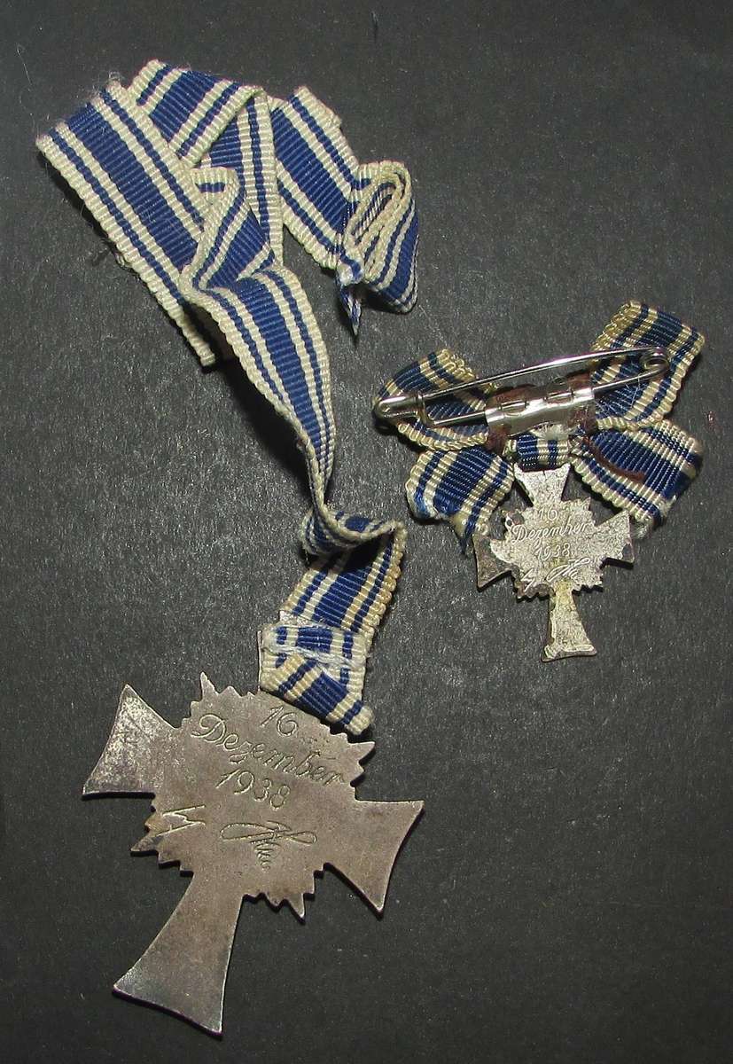 Sherman - World War Two Mothers Cross with Miniature in Silver