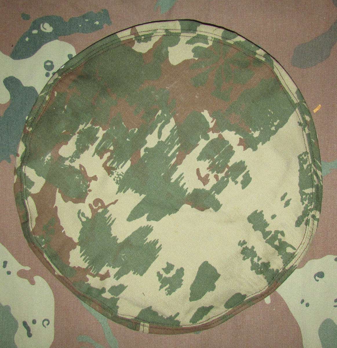 SADF - 32 Battalion ( The Terrible Ones ) Beret ( As New )