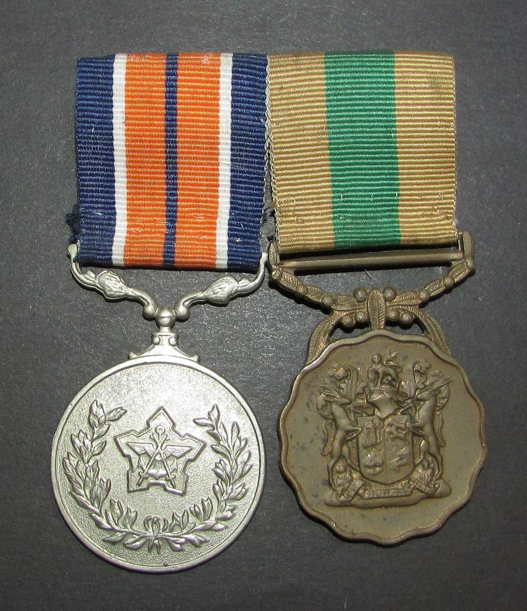 SADF - Full Size 10 Year Good Service Pair