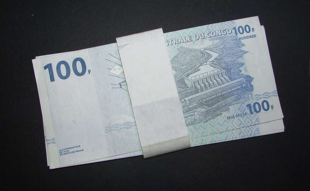 Congo - 100 Franc Notes in UNC and in Sequence - 16 Available
