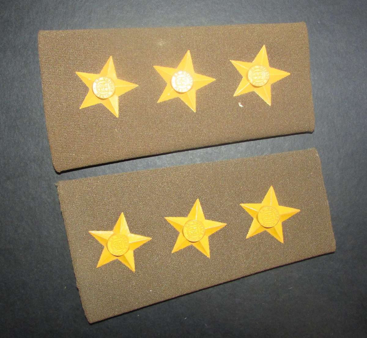 SADF - Army Captain Slip on Ranks