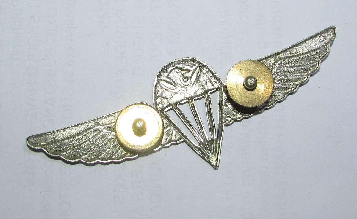 Africa - Uganda Parachute Wing