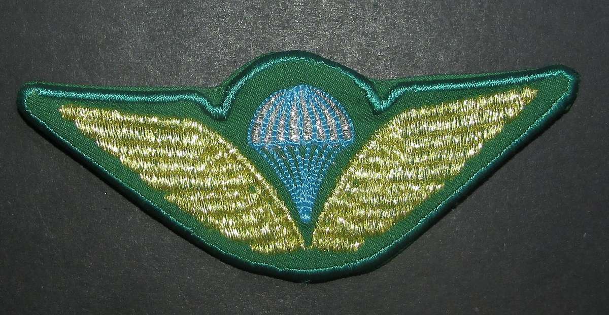 International - Dubai Army Parachute Dress Wings