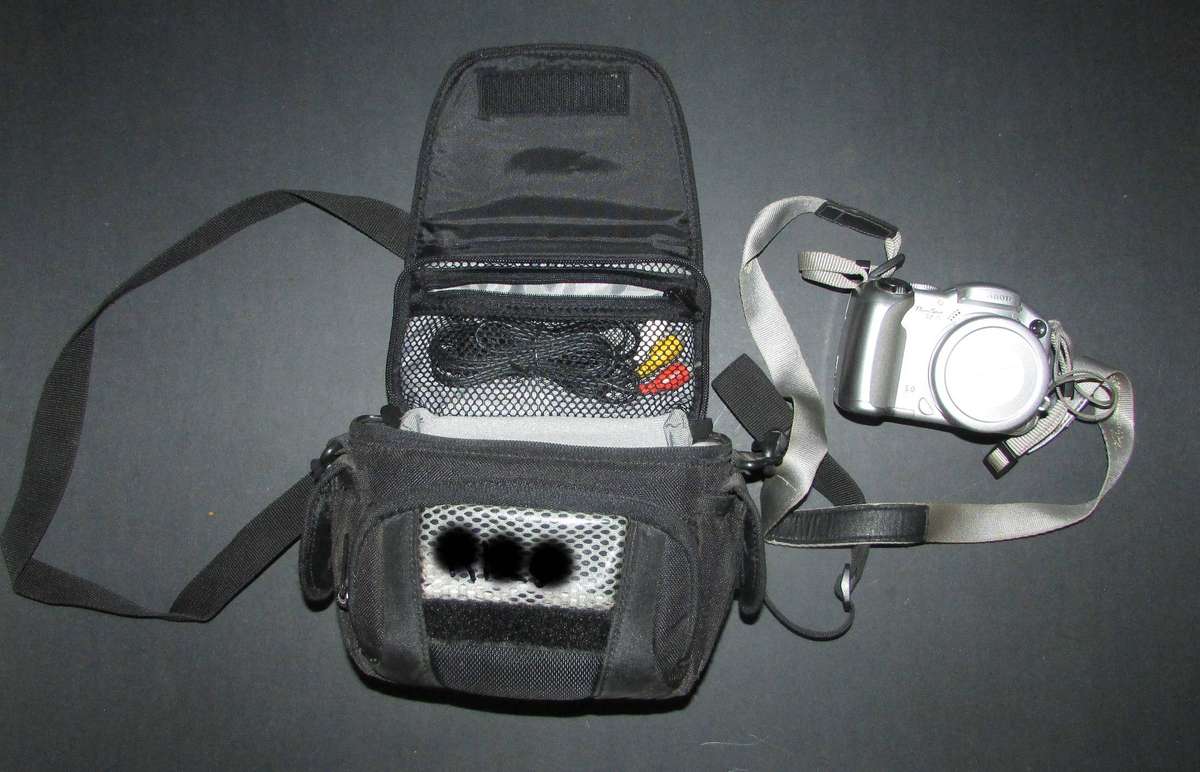 Retro Canon PowerShot S2 IS Digital Camera Kit: 5.0 MP, 12x Zoom