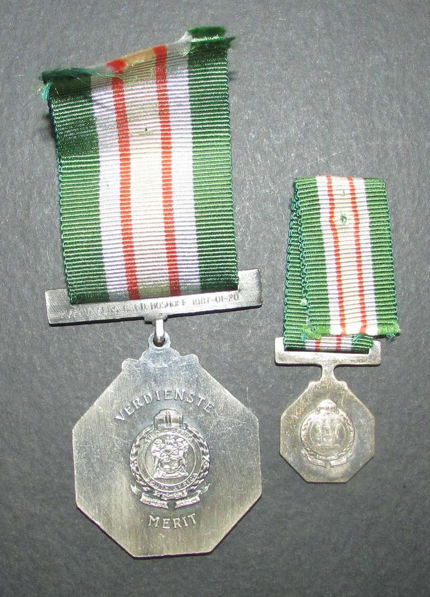 South African Railways Police Star for Faithful Service with Miniature:Sers.C.J.D.Boshoff