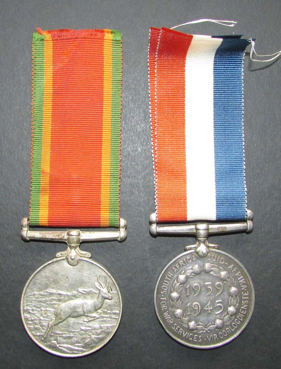 Full Size World War Two Pair to:17846 S.L Pieterse ( Silver )