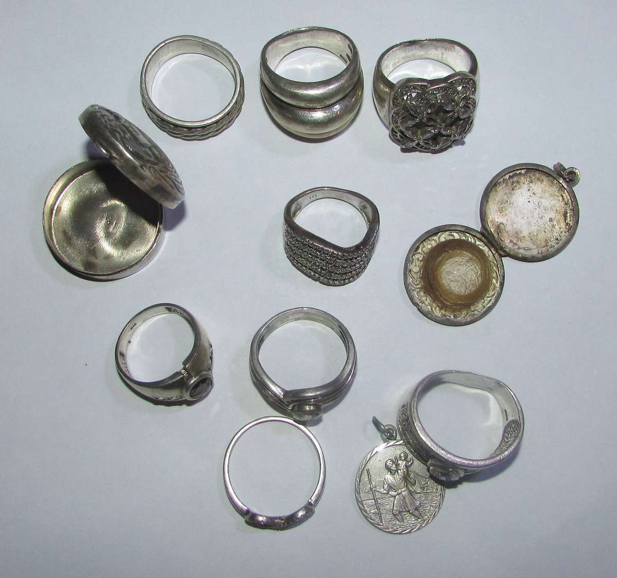 Small Collection of .925 Silver Items - Total Weigh 85 Grams - Bargain