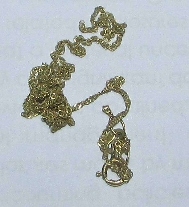 Broken Chain in 9ct - Weighs .8 Grams