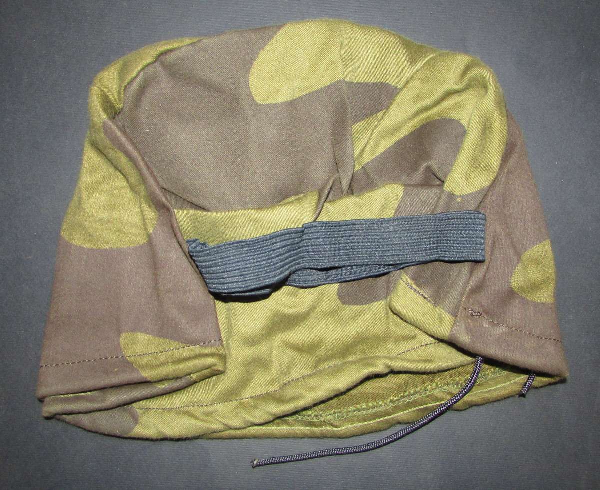 SA Army Special Forces ( Recce ) Camo Helmet Cover - Top Condition