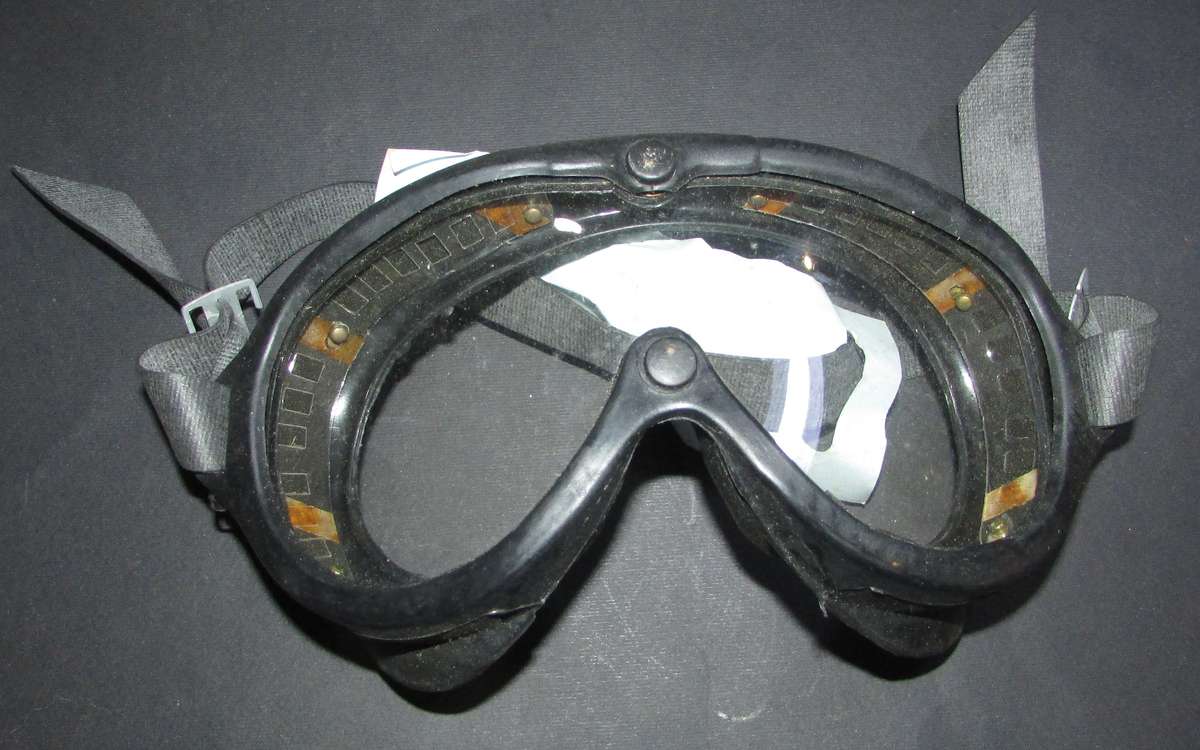 SA Army Special Forces ( Recce ) Goggles - Top Condition