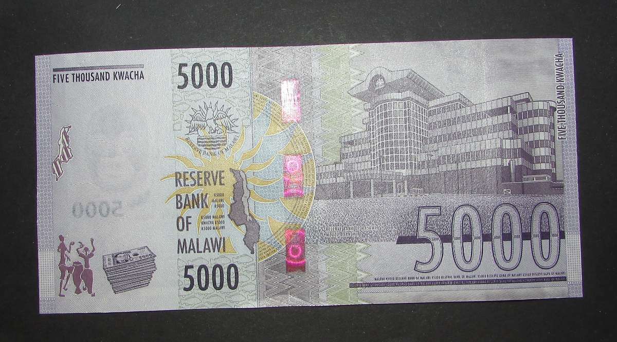 Reserve Bank of Malawi - 5000 Kwacha Notes in Sequence and UNC - Bid Per Note