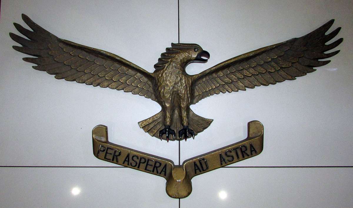 SADF - Huge Air Force Army Base Ad Astra Cast Aluminium Eagle ( Not Often Seen )