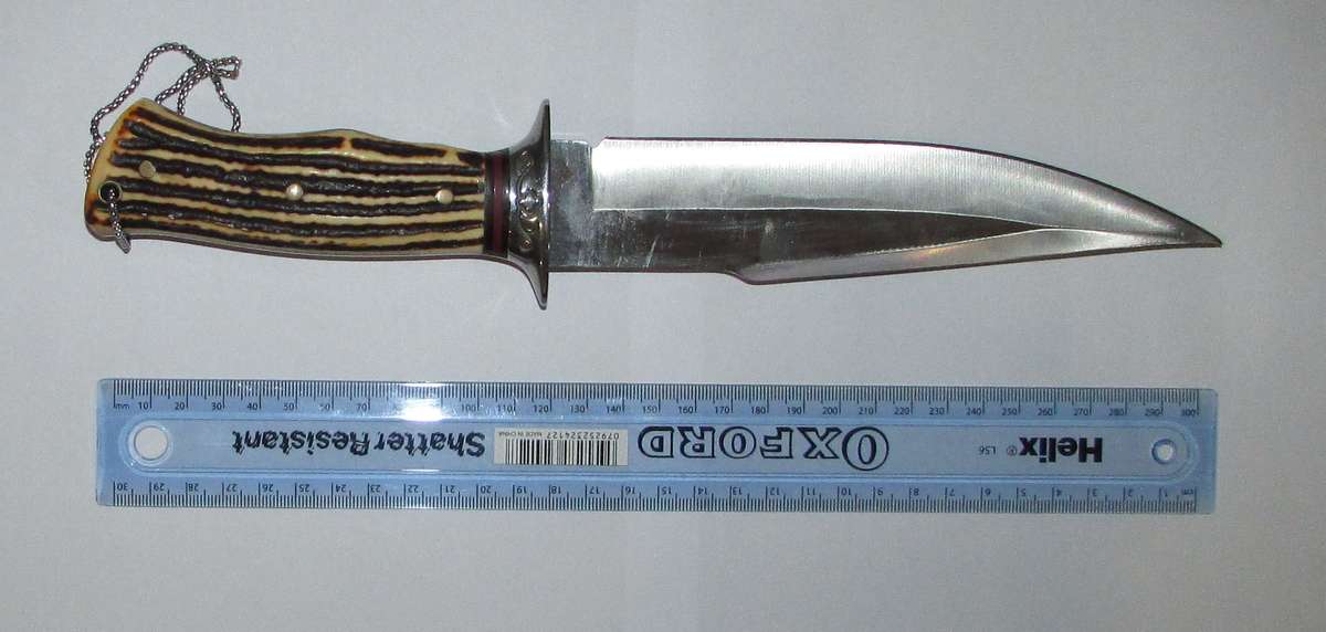 Vintage Hunting Kinfe in Top Condition