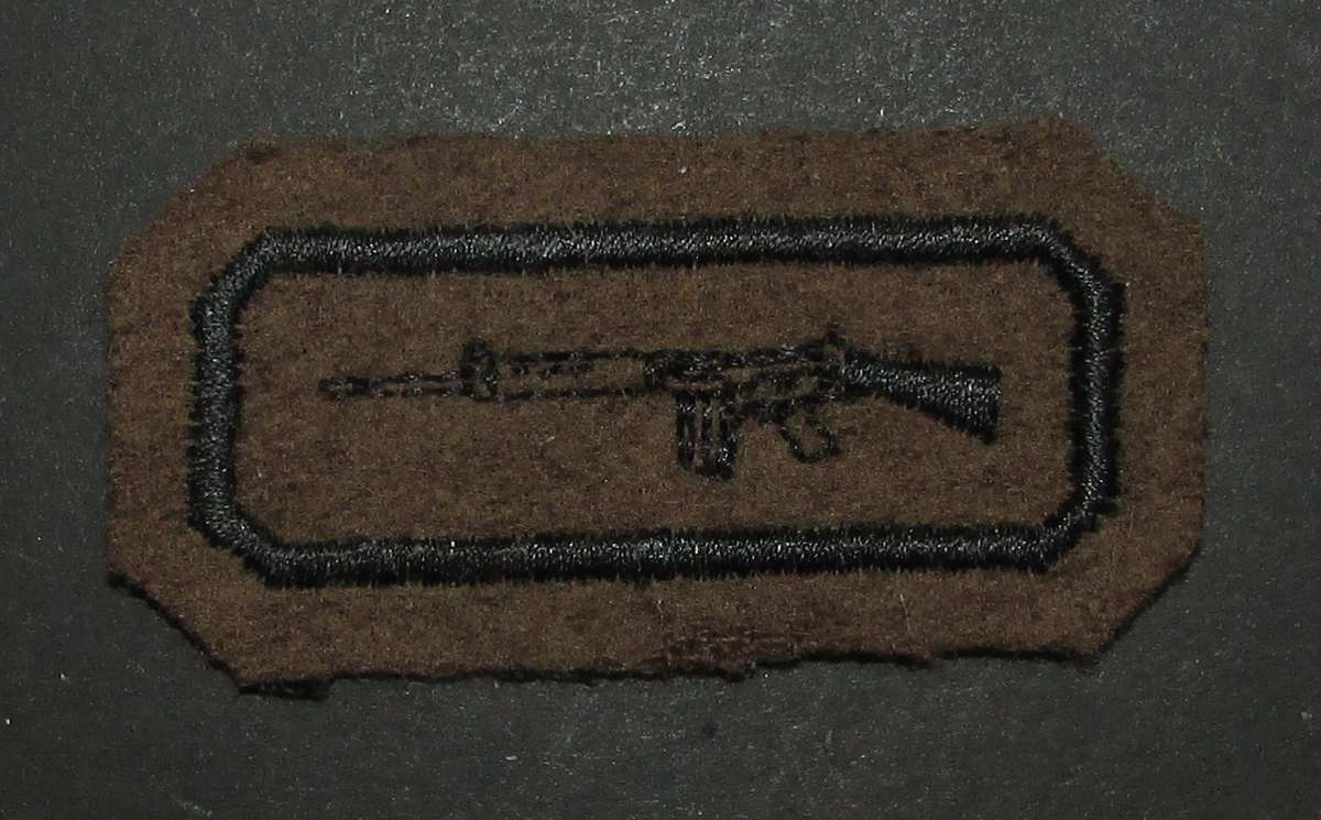 SADF - Nutria Marksman Breast Badge