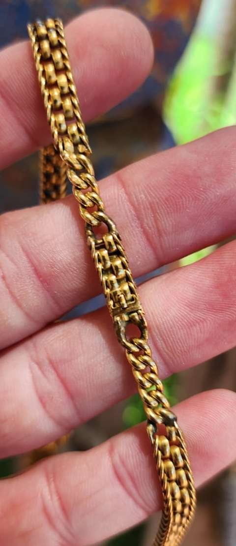 Stunning Vintage Piece in 18CT Gold - Gold Necklace with Cultures Pearls and Diamonds ( R144999.00 )