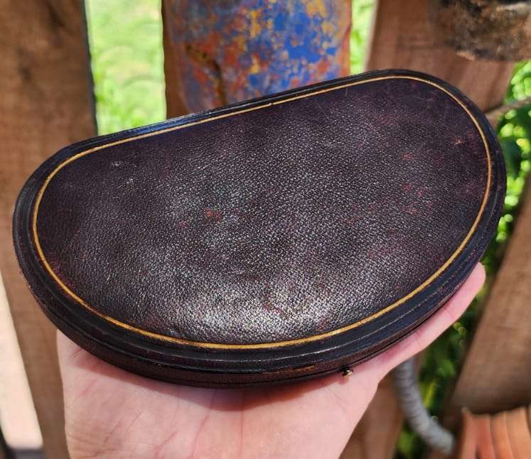 Stunning Vintage Piece in 18CT Gold - Gold Necklace with Cultures Pearls and Diamonds ( R144999.00 )