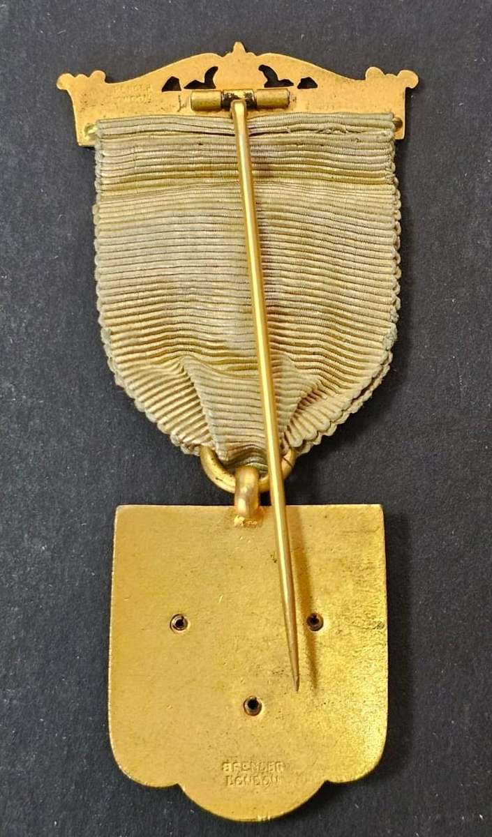 Masonic Jewel Dated 1913
