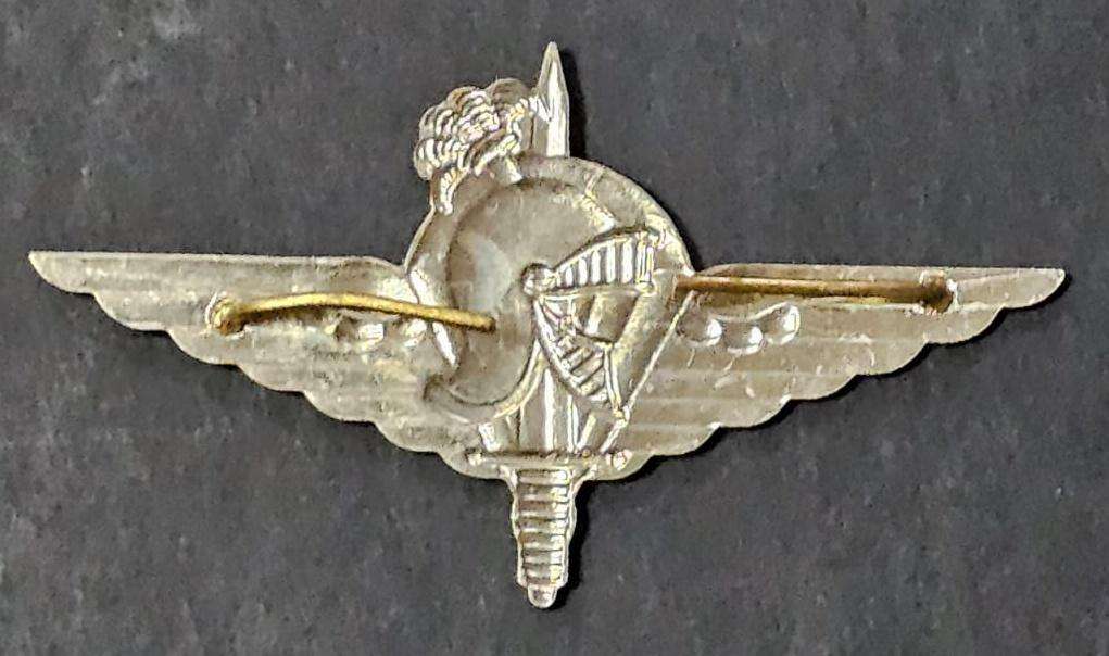 Belgium Para Commando Metal Parachute Airborne Beret Badge SAS Officer