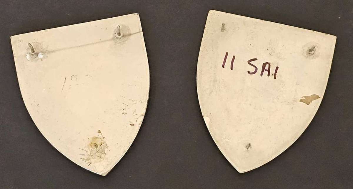SADF - 11 SA Infantry Shoulder Flash Pair