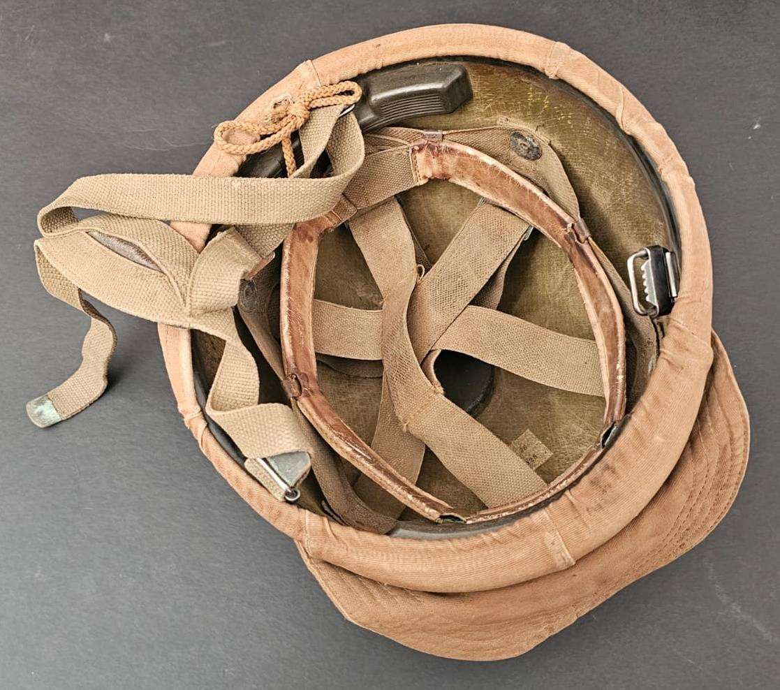 SADF - M83 Kevlar Helmet ( Paratrooper Helmet )