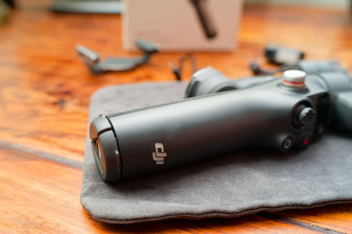 DJI Osmo Mobile 8 Smartphone Gimbal