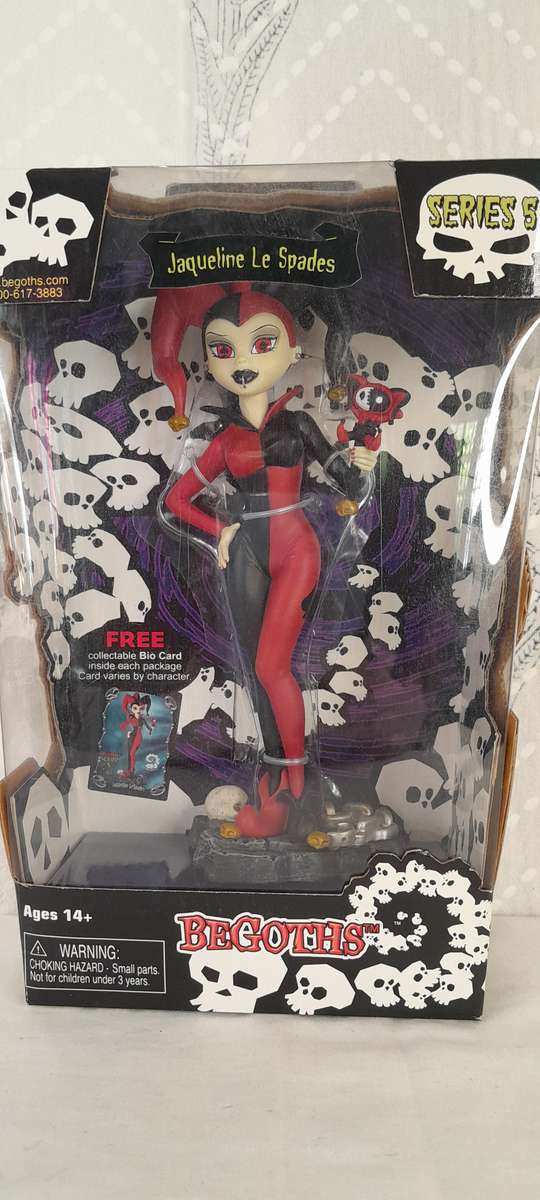 Bleeding Edge Jacqueline Le Spades Figurine