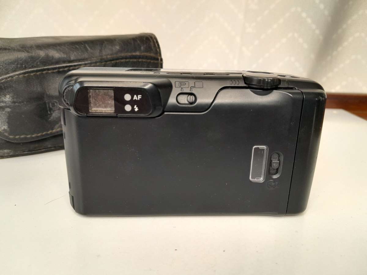 Pentax Espio 115m (35mm film) camera