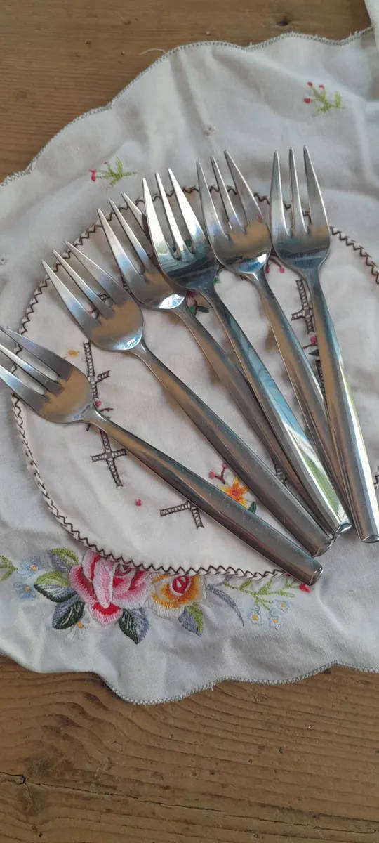 WMF Cromargan Germany Cake Forks set (like new)