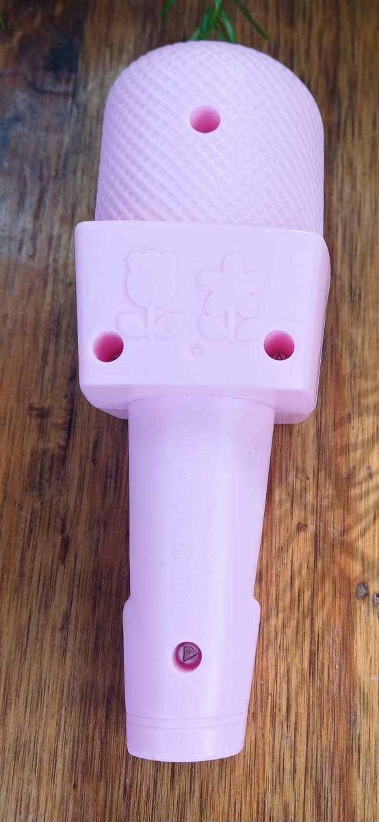 McDonalds hello kitty news toy