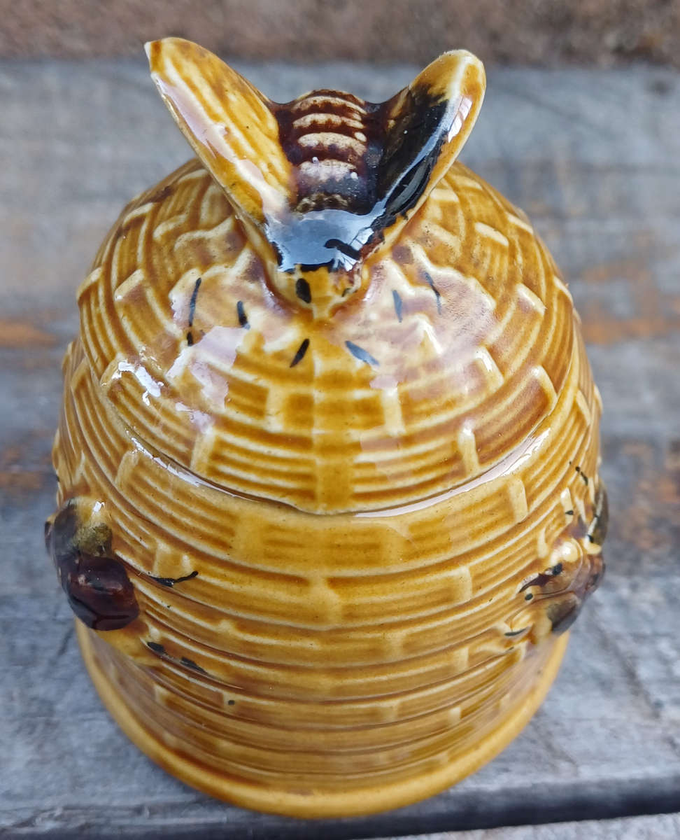 Small vintage Balboa honey jar