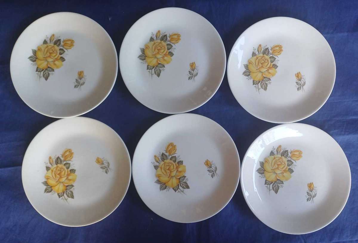 6 x Continental china side plates