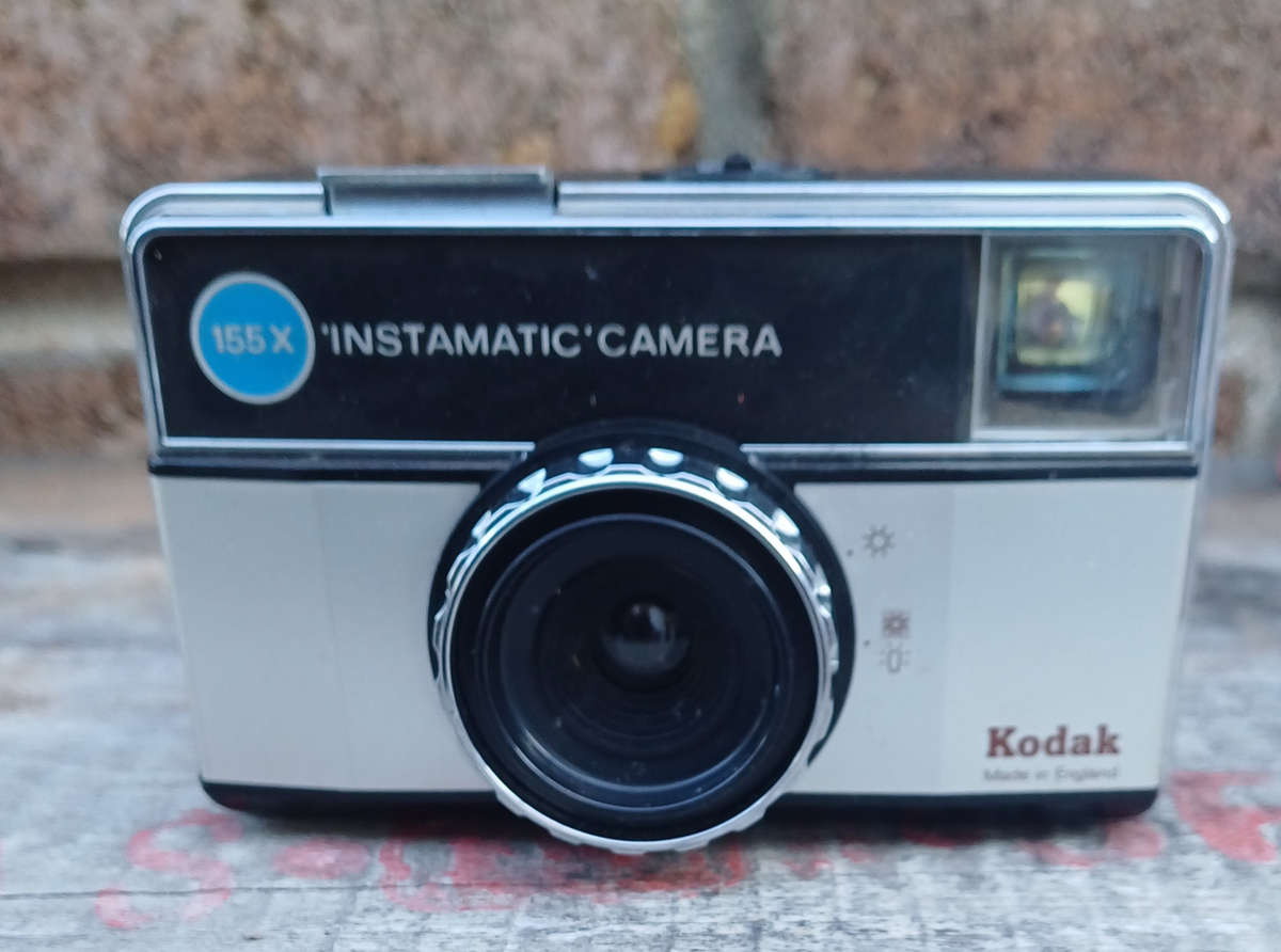 Kodak 155x instamatic camera