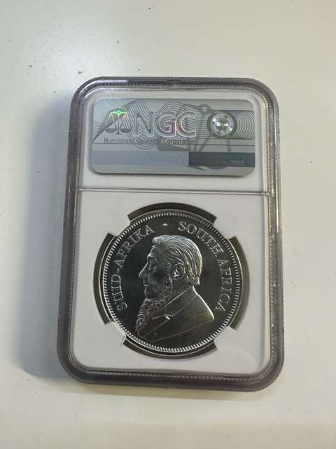 2018 SILVER KRUGERRAND 1oz NGC MS69 GREAT WALL