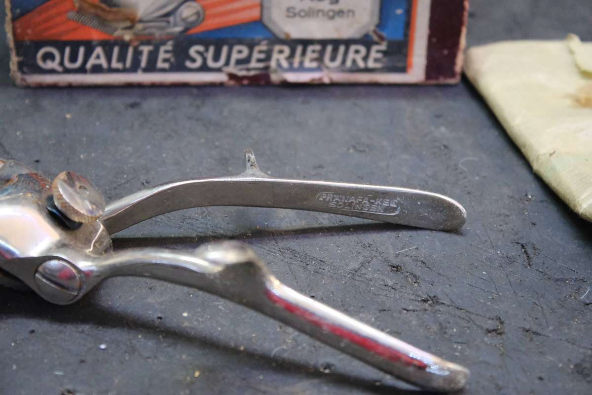 TONDEUSE A CHEVEUX MANUAL HAIR CLIPPERS
