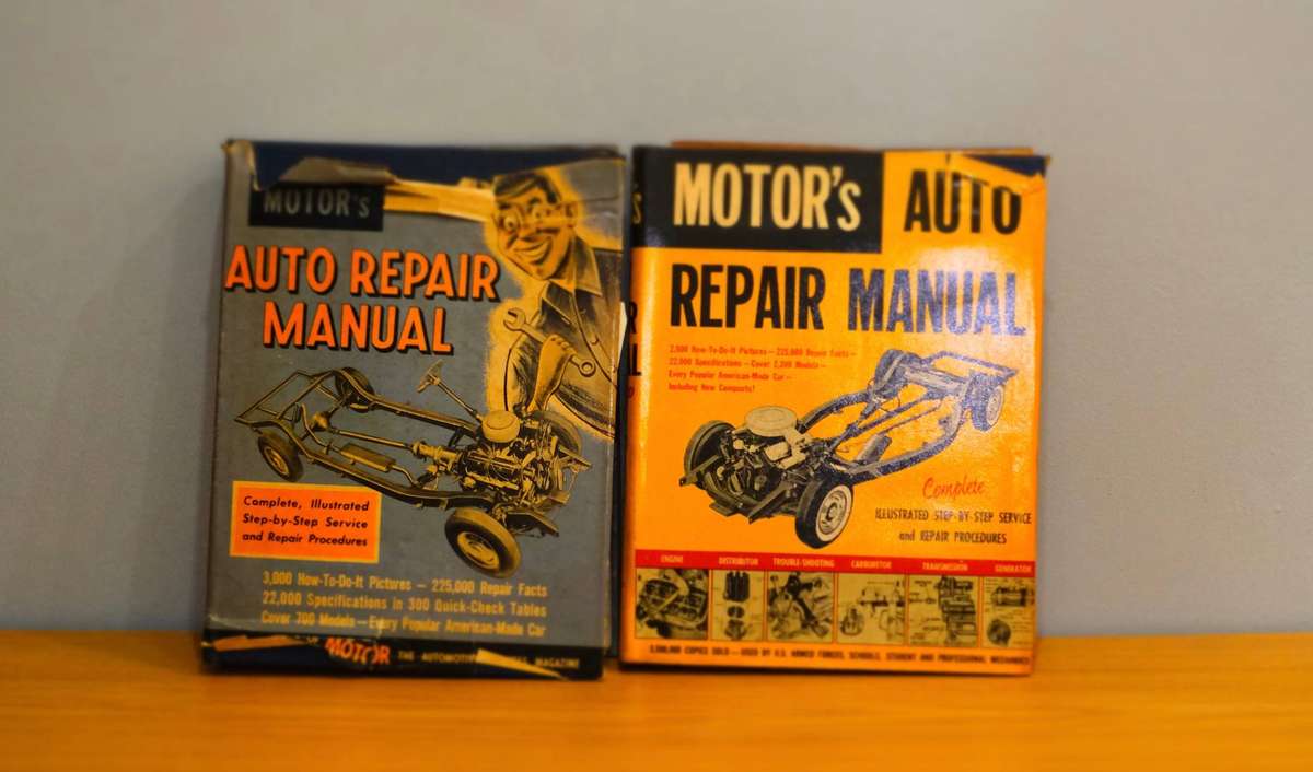 MOTOR's AUTO REPAIR MANUAL COLLECTORS BOOKS