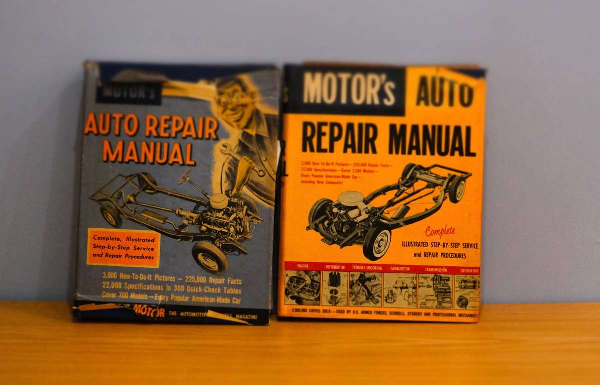 MOTOR's AUTO REPAIR MANUAL COLLECTORS BOOKS
