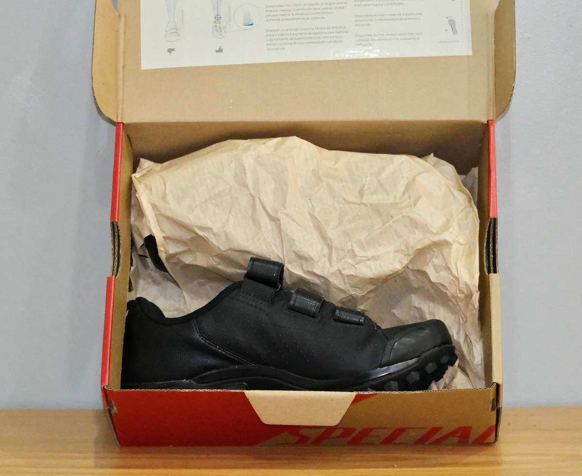 SPECIALIZED RECON 1.0 CYCLING SHOES