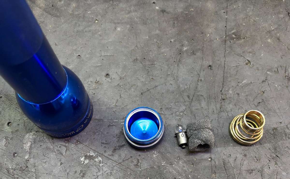 MAG-LITE TORCH 3 BATTERY SIZE D