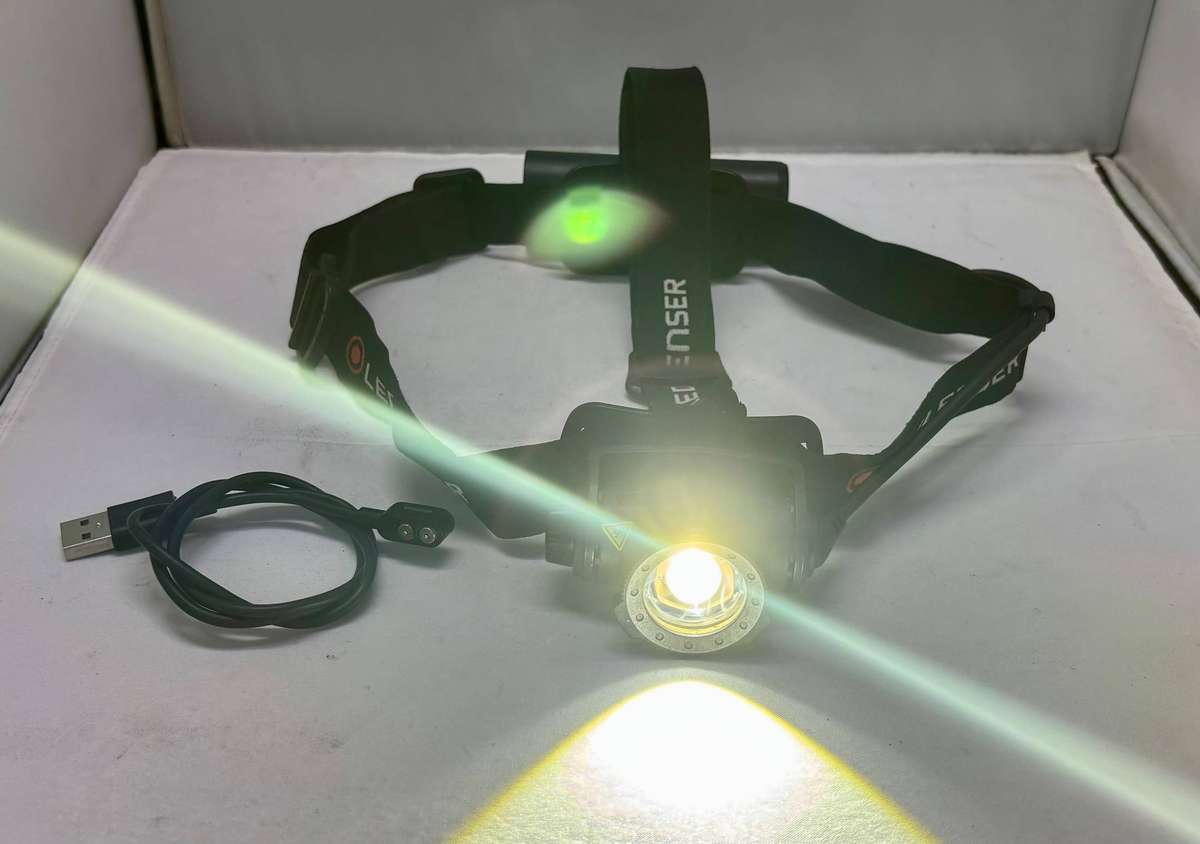 LED LENSER H7R CORE HEAD. TORCH