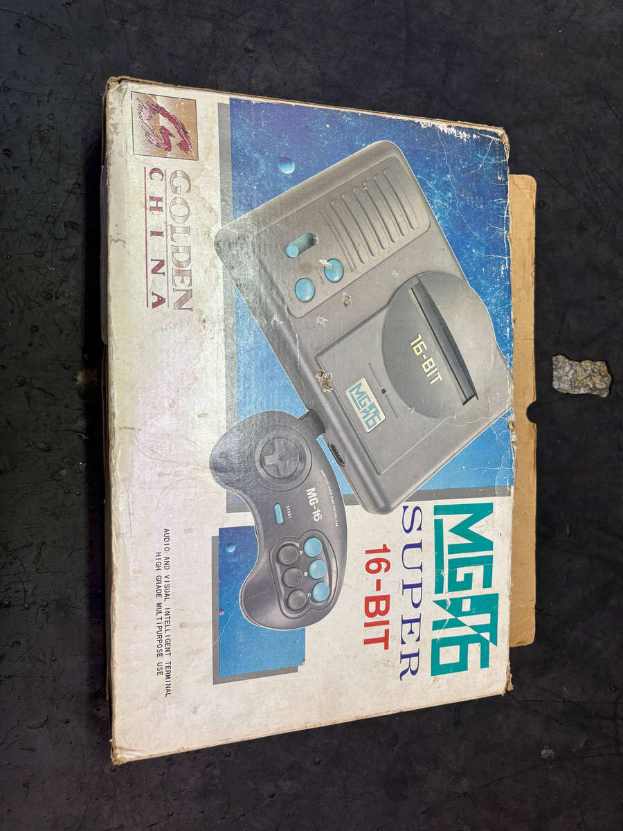 MG- 16 SUPER 16BIT GAMING CONSOL
