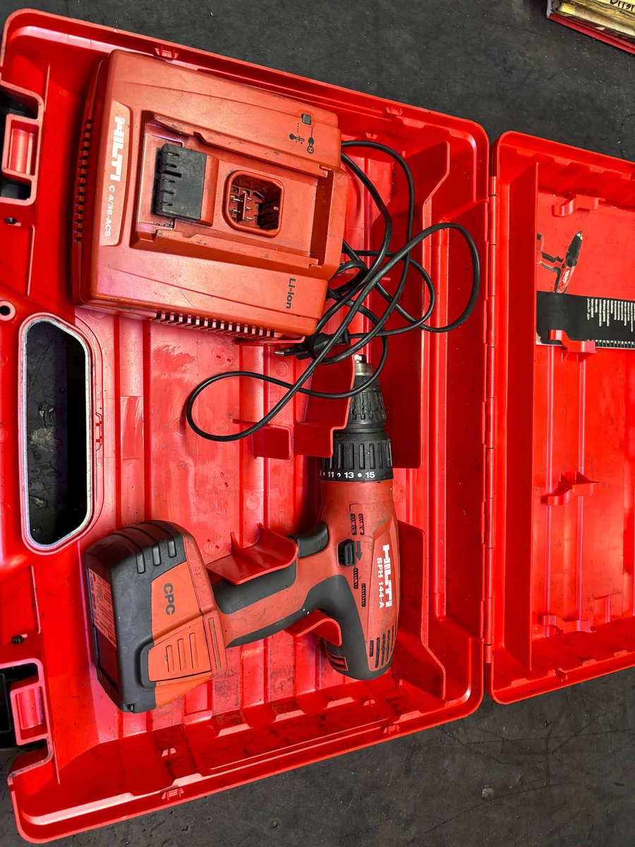 HILTI SFH 144-A CORDLESS DRILL WITH BATTERY AND CHARGER