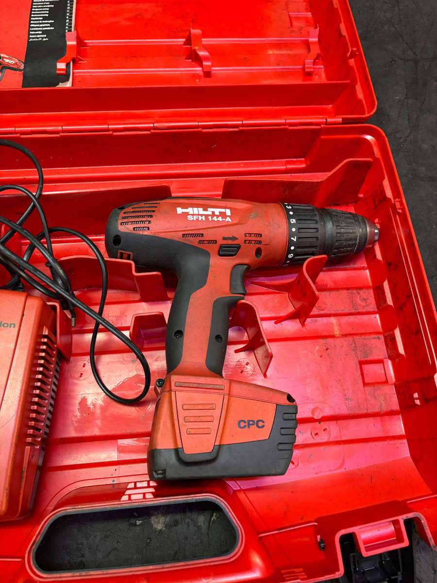 HILTI SFH 144-A CORDLESS DRILL WITH BATTERY AND CHARGER