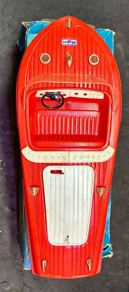 COLLECTORS MOBIL ELECTRIC SPEEDBOAT