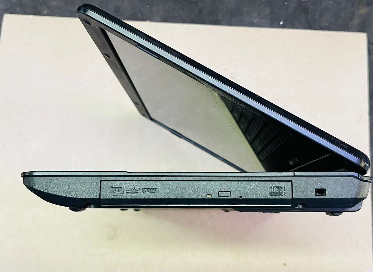 Emachines E527 LAPTOP (dead read description)