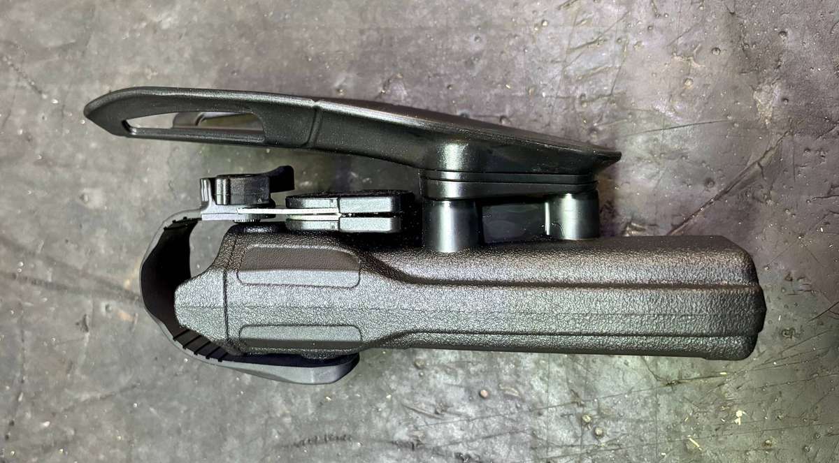 GLOCK 17 HOLSTERS