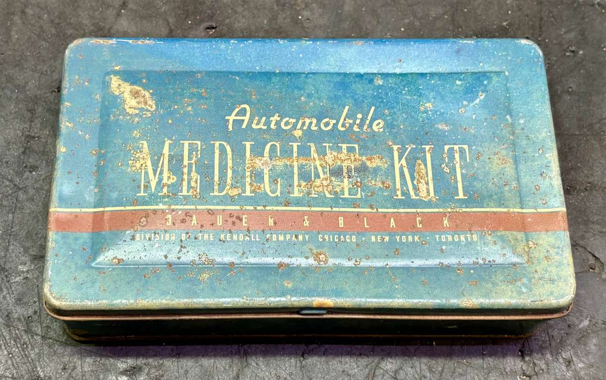JOB LOT OF ASSORTED OLD KITS