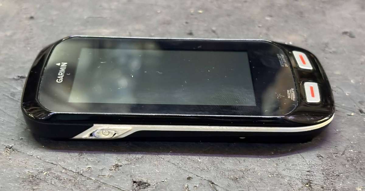 The Garmin Approach G8 is a slim, lightweight handheld golf GPS device