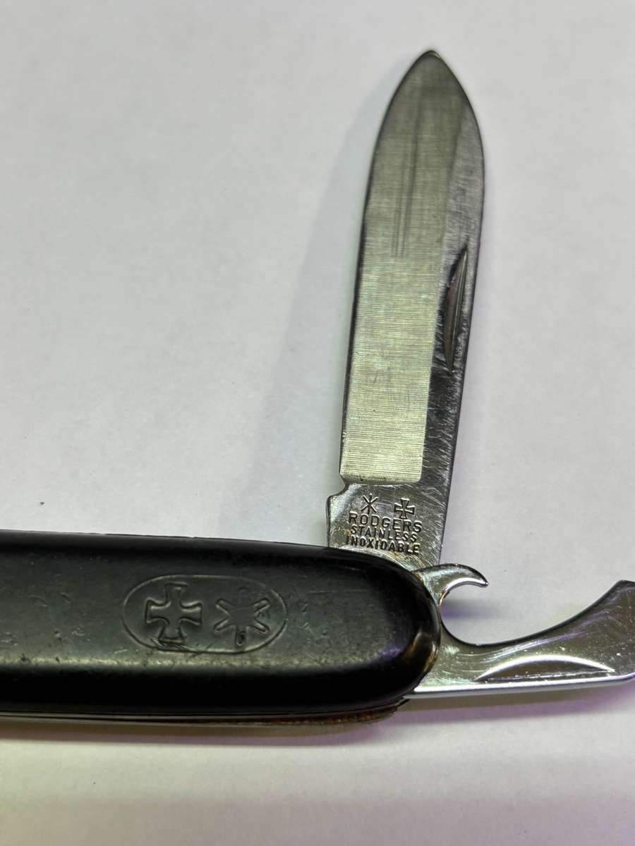 SWISS POCKET KNIFES