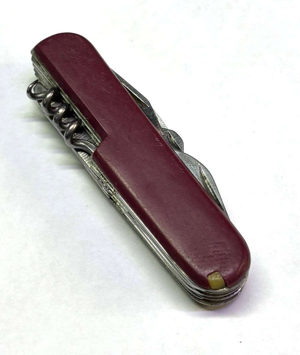 SWISS POCKET KNIFES