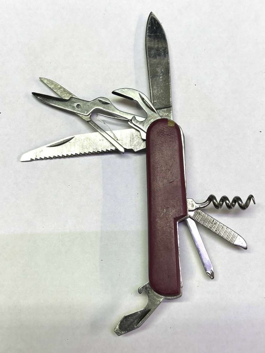 SWISS POCKET KNIFES
